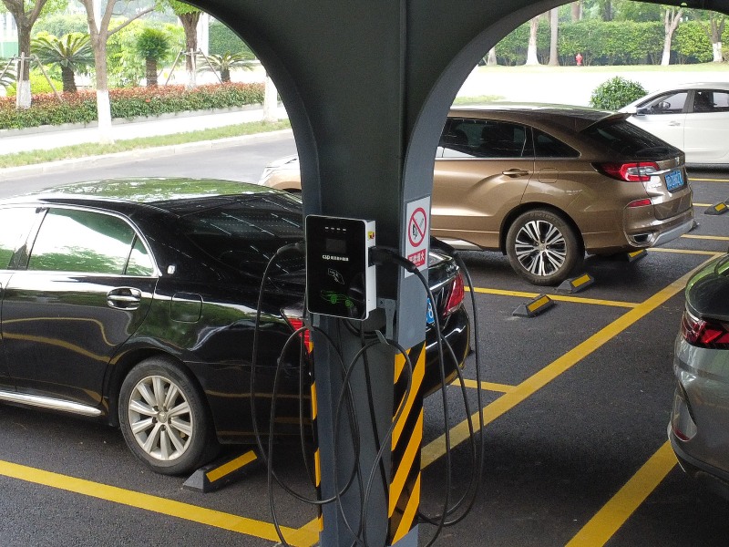 Standing DC Fast EV Charger